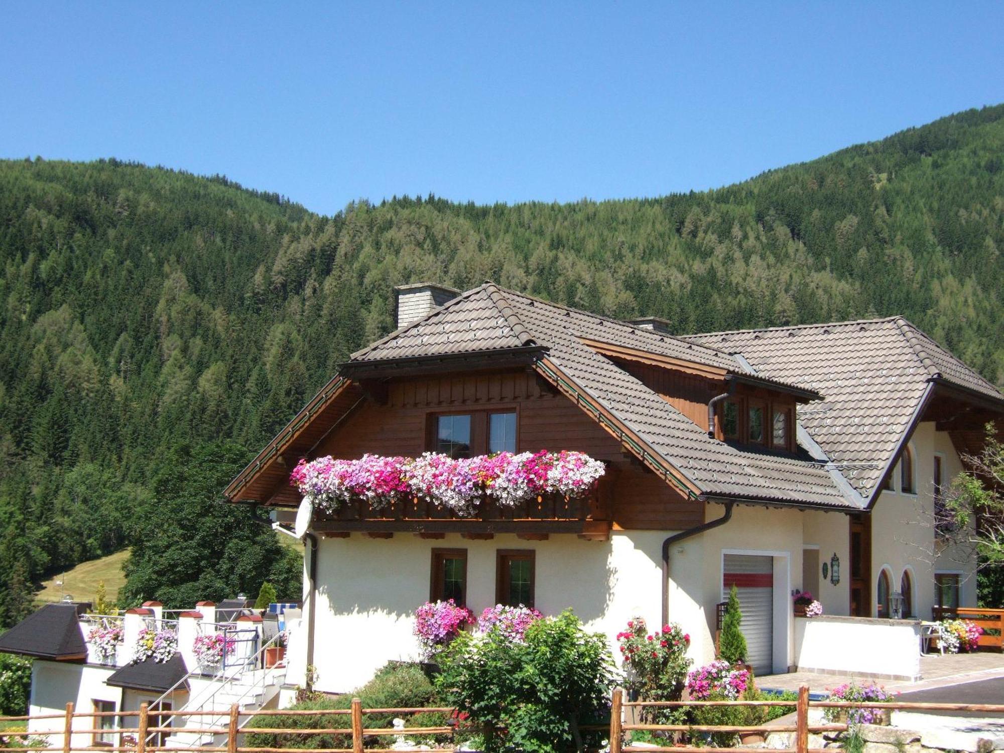 Lungau Apartment - Ferienwohnung Haus Esl Hintergöriach Zewnętrze zdjęcie